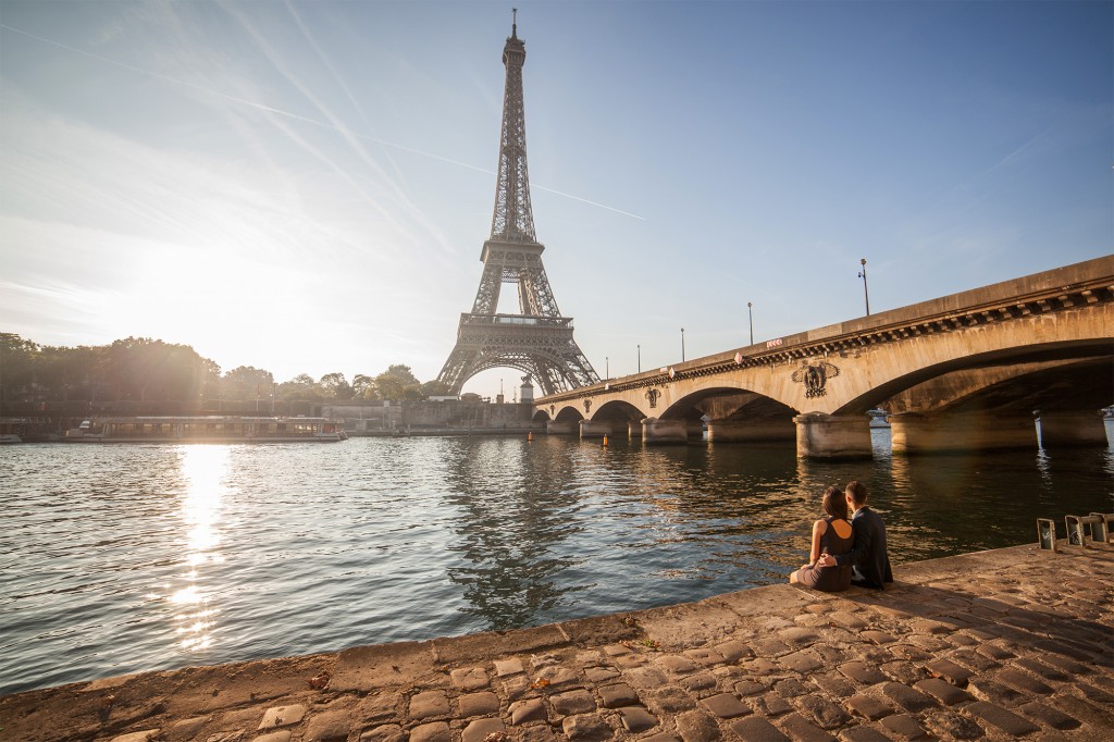 Paris fotograf eiffelturm buchen